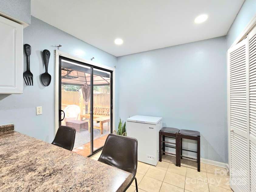 7344 Rena Mae Lane, Charlotte, NC 28227.  MLS# CAR4327973, YatesRealty ID 1163. 