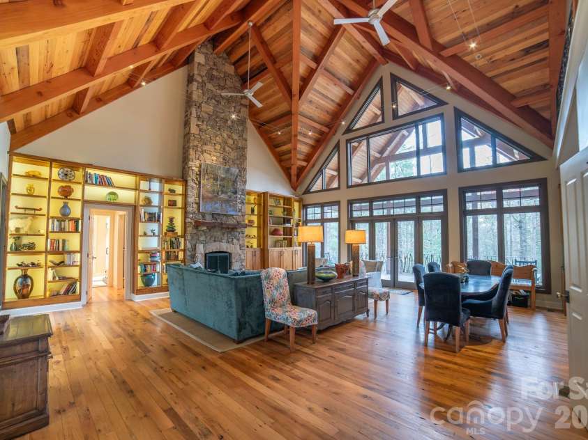 2186 Long Rifle Ridge Road, Nebo, NC 28761.  MLS# CAR4349761, YatesRealty ID 11631. 