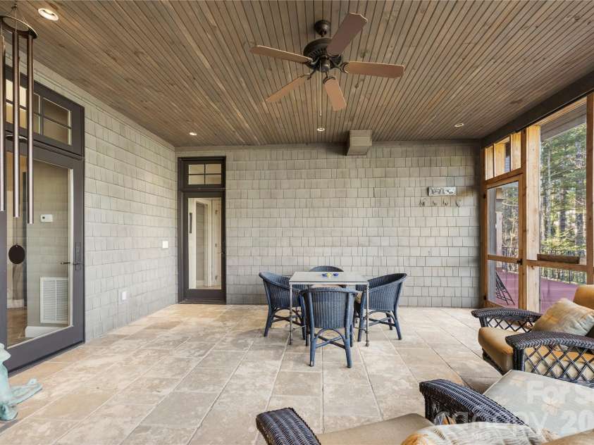 2186 Long Rifle Ridge Road, Nebo, NC 28761.  MLS# CAR4349761, YatesRealty ID 11631. 