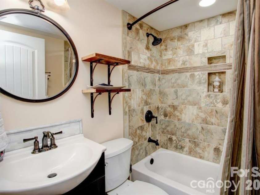 347 Blackberry Inn Road, Weaverville, NC 28787.  MLS# CAR4356059, YatesRealty ID 11632. 