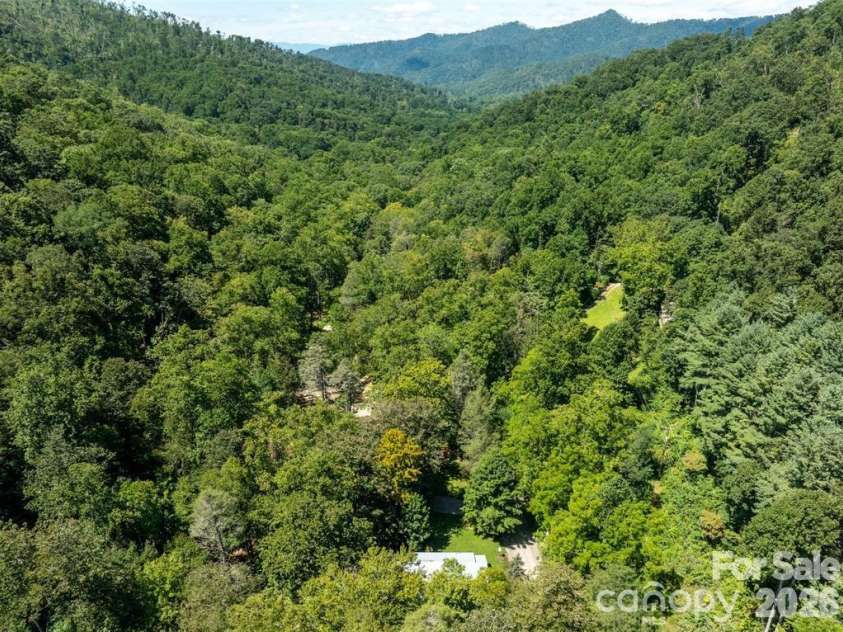 347 Blackberry Inn Road, Weaverville, NC 28787.  MLS# CAR4356059, YatesRealty ID 11632. 