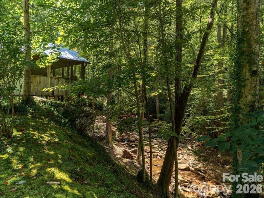 347 Blackberry Inn Road, Weaverville, NC 28787.  MLS# CAR4356059, YatesRealty ID 11632. 