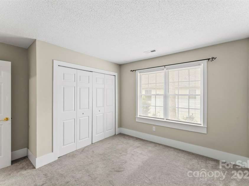 95 Wildwood Forest Lane, Mills River, NC 28759.  MLS# CAR4244882, YatesRealty ID 11632. 