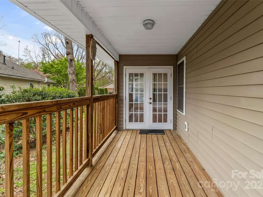 95 Wildwood Forest Lane, Mills River, NC 28759.  MLS# CAR4244882, YatesRealty ID 11632. 