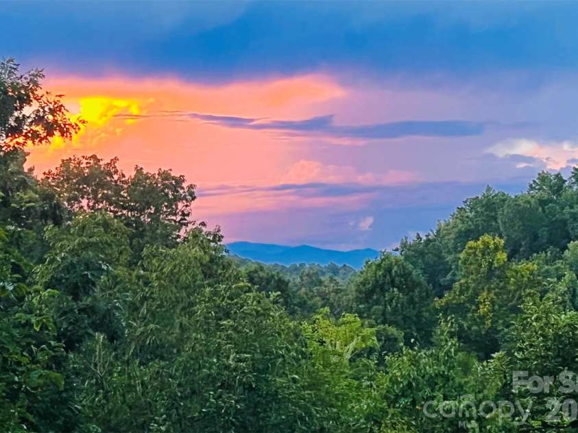 123 Isuhdavga Court, Brevard, NC 28712.  MLS# CAR4354135, YatesRealty ID 11633. 