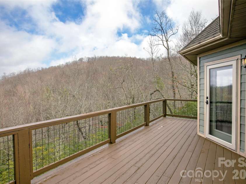 123 Isuhdavga Court, Brevard, NC 28712.  MLS# CAR4354135, YatesRealty ID 11633. 