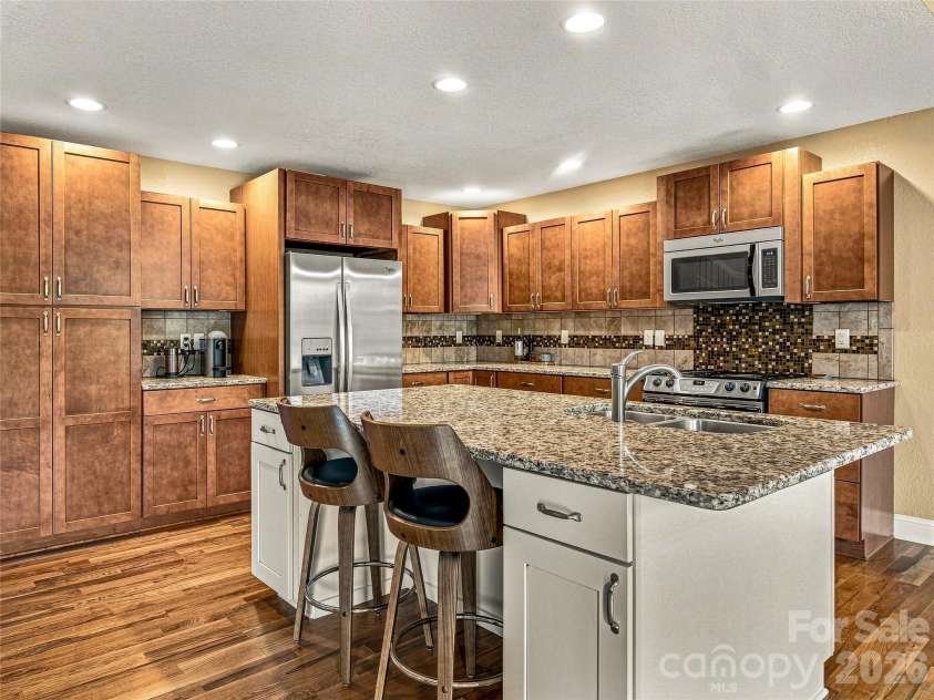 123 Isuhdavga Court, Brevard, NC 28712.  MLS# CAR4418936, YatesRealty ID 11633. 