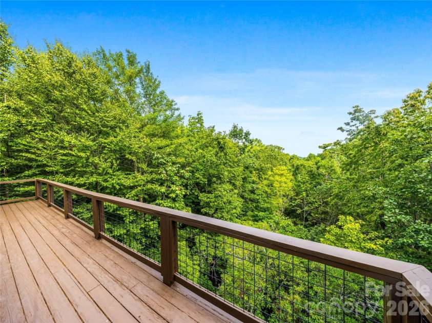 123 Isuhdavga Court, Brevard, NC 28712.  MLS# CAR4418936, YatesRealty ID 11633. 