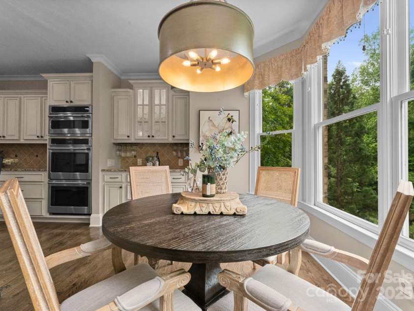 1021 Westbury Drive, Matthews, NC 28104.  MLS# CAR4252670, YatesRealty ID 11634. 