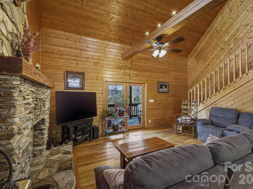 5895 Old Hwy 70 Road, Morganton, NC 28655.  MLS# CAR4352481, YatesRealty ID 11634. Great room