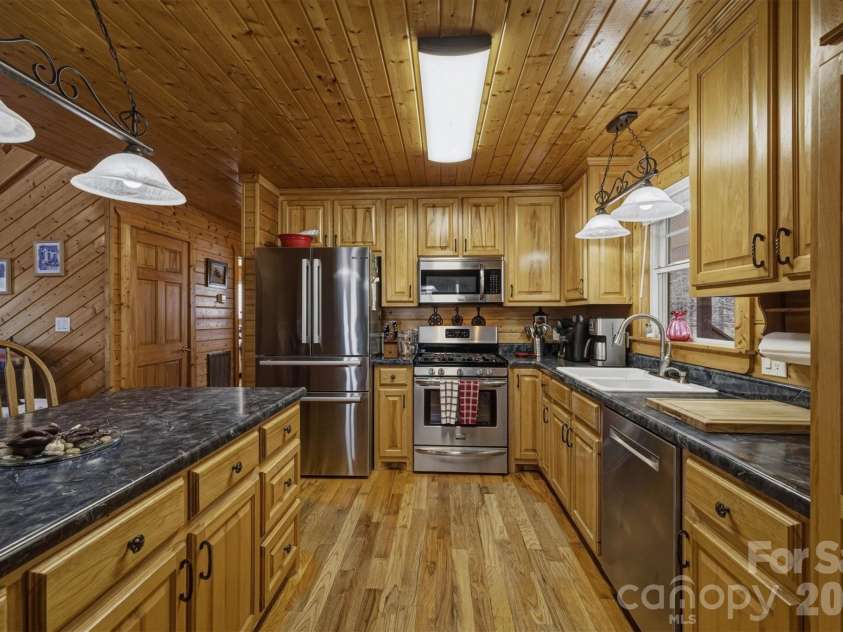 5895 Old Hwy 70 Road, Morganton, NC 28655.  MLS# CAR4352481, YatesRealty ID 11634. Kitchen