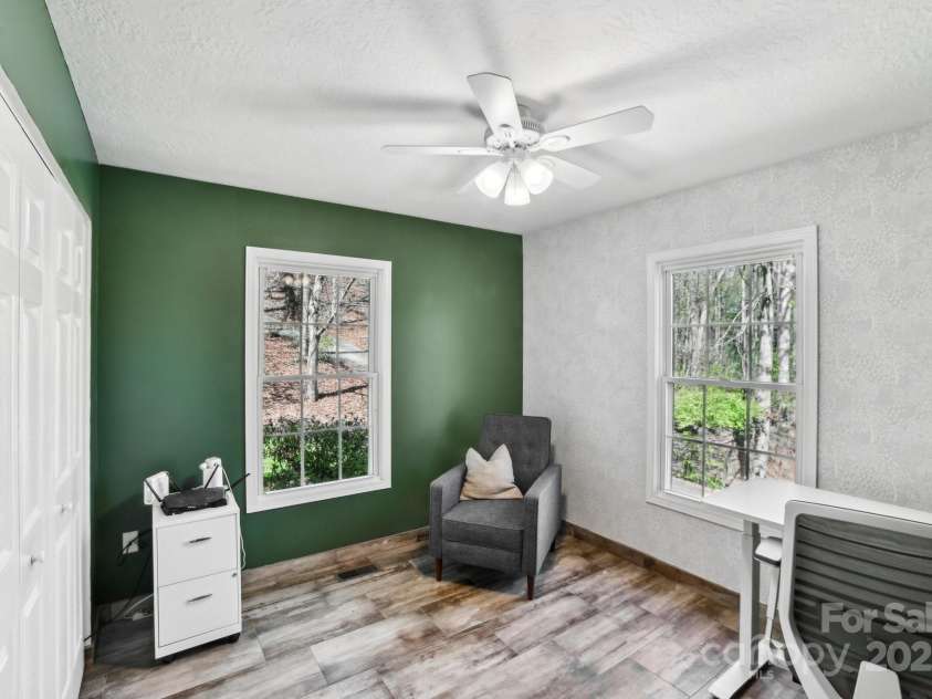 53 Haly Ho Drive, Candler, NC 28715.  MLS# CAR4250677, YatesRealty ID 11635. 