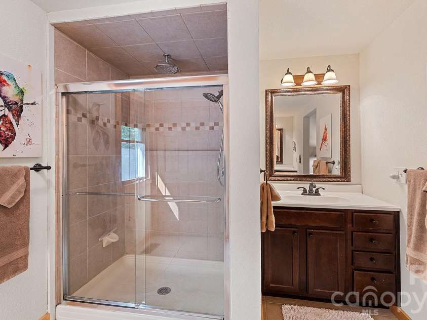 616 Appaloosa Trail, Waynesville, NC 28785.  MLS# CAR4356545, YatesRealty ID 11635. Primary Bath, Upper Level