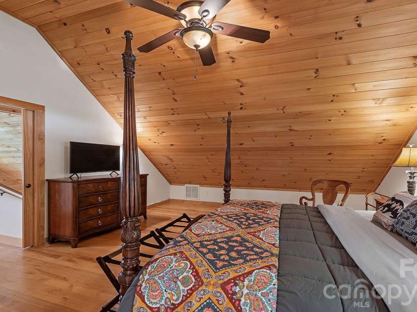 616 Appaloosa Trail, Waynesville, NC 28785.  MLS# CAR4356545, YatesRealty ID 11635. Primary Bed, Upper Level