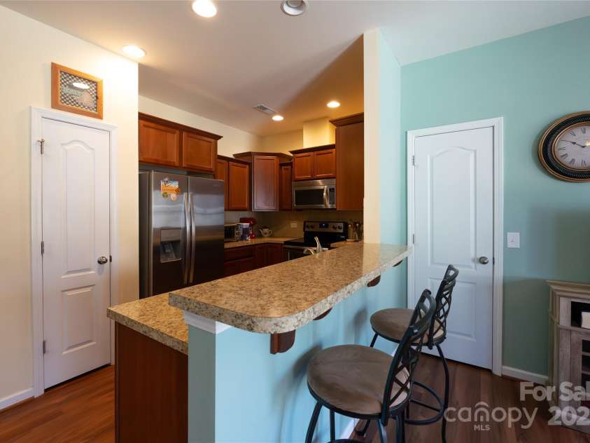 2519 Early Flight Drive, Charlotte, NC 28262.  MLS# CAR4217909, YatesRealty ID 11636. 