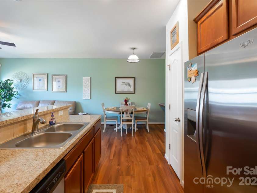 2519 Early Flight Drive, Charlotte, NC 28262.  MLS# CAR4217909, YatesRealty ID 11636. 