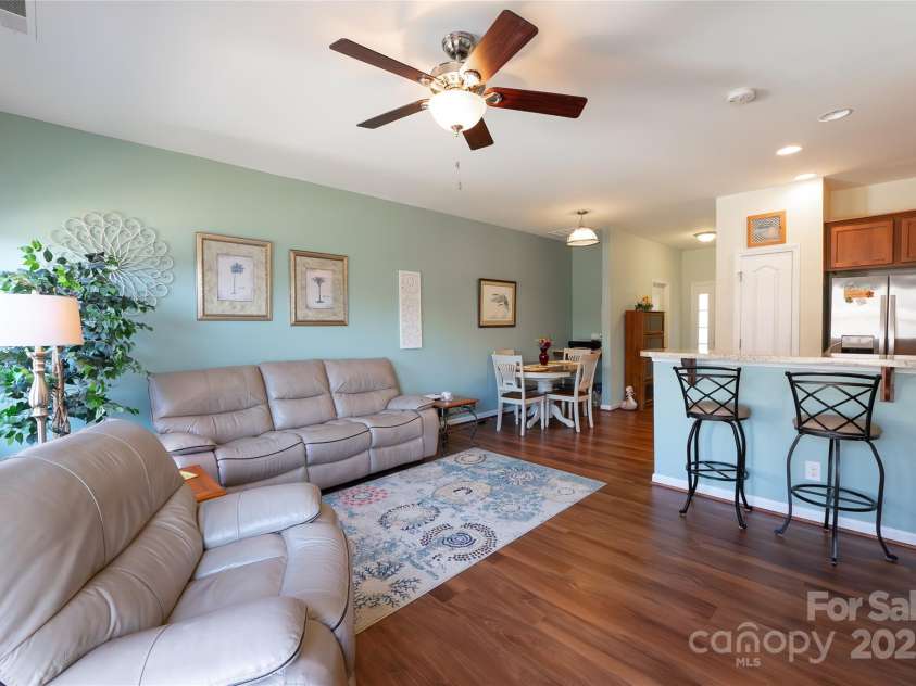 2519 Early Flight Drive, Charlotte, NC 28262.  MLS# CAR4217909, YatesRealty ID 11636. 