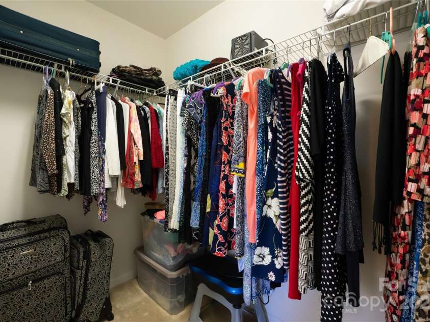 2519 Early Flight Drive, Charlotte, NC 28262.  MLS# CAR4217909, YatesRealty ID 11636. 