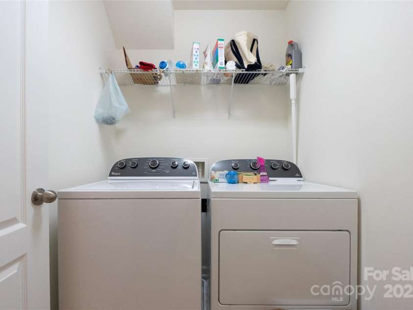 2519 Early Flight Drive, Charlotte, NC 28262.  MLS# CAR4217909, YatesRealty ID 11636. 