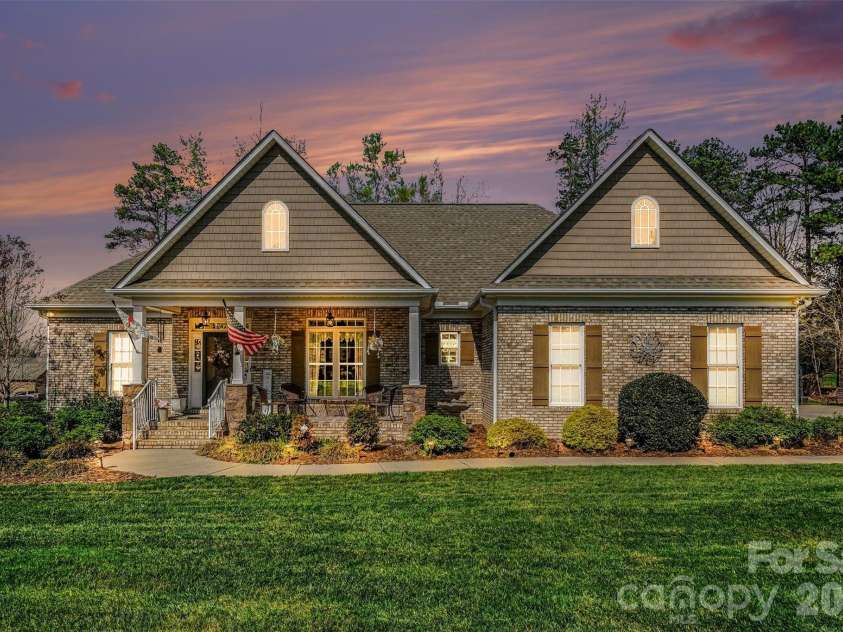 5123 Beckenham Lane, Concord, NC 28025.  MLS# CAR4355969, YatesRealty ID 11636. 