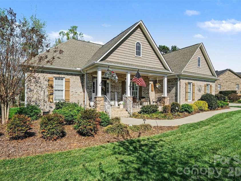 5123 Beckenham Lane, Concord, NC 28025.  MLS# CAR4355969, YatesRealty ID 11636. 