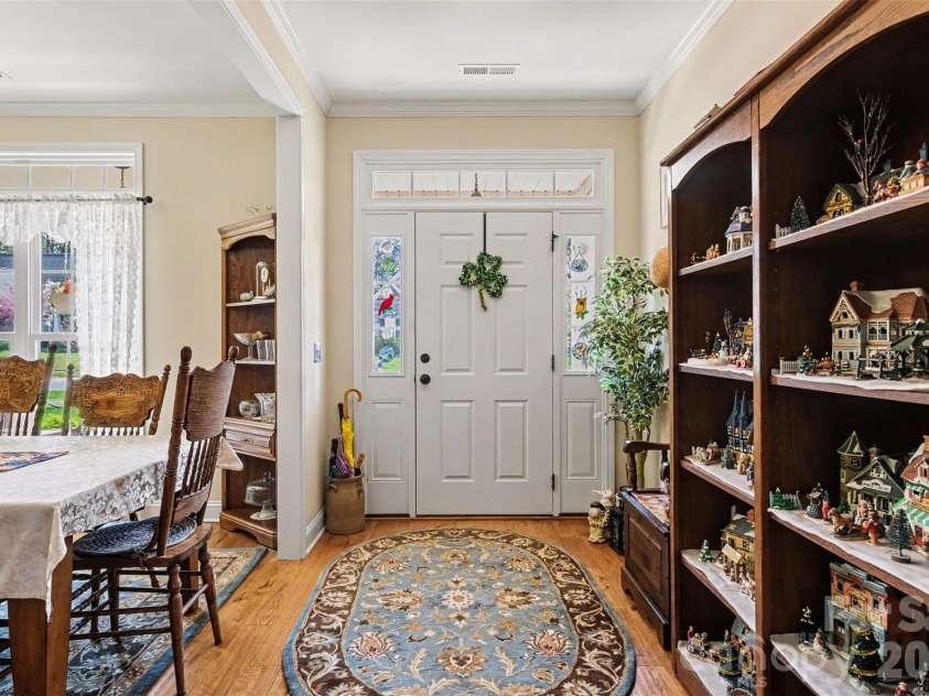 5123 Beckenham Lane, Concord, NC 28025.  MLS# CAR4355969, YatesRealty ID 11636. 