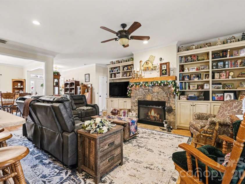 5123 Beckenham Lane, Concord, NC 28025.  MLS# CAR4355969, YatesRealty ID 11636. 