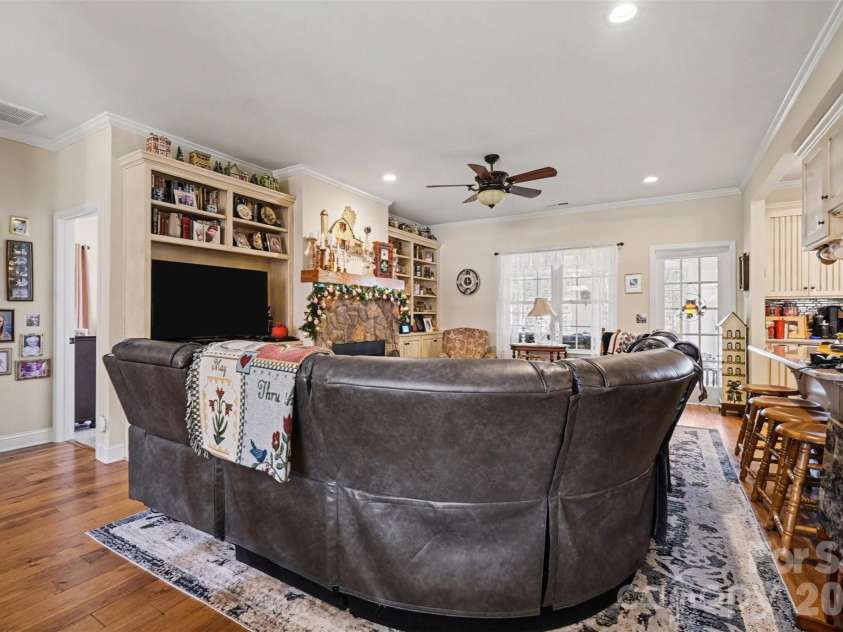 5123 Beckenham Lane, Concord, NC 28025.  MLS# CAR4355969, YatesRealty ID 11636. 