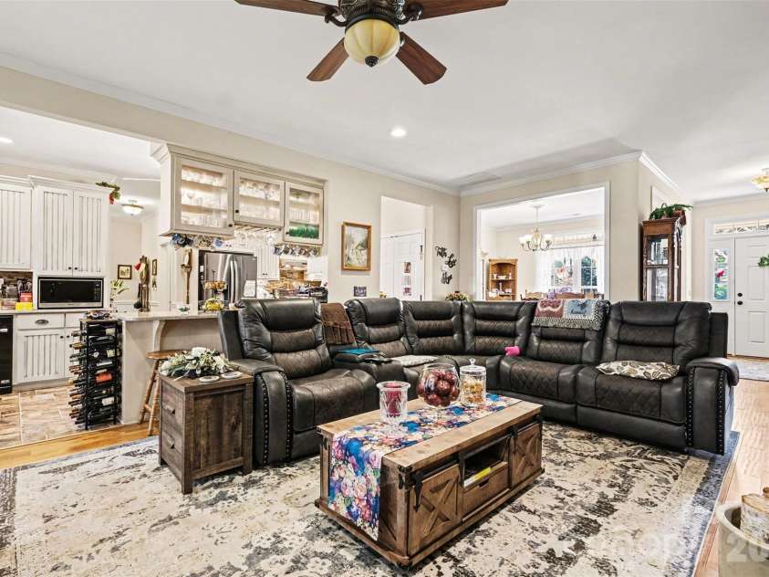 5123 Beckenham Lane, Concord, NC 28025.  MLS# CAR4355969, YatesRealty ID 11636. 
