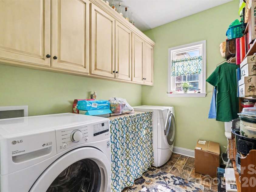 5123 Beckenham Lane, Concord, NC 28025.  MLS# CAR4355969, YatesRealty ID 11636. 