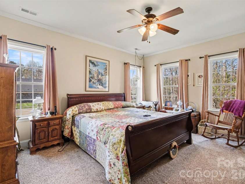 5123 Beckenham Lane, Concord, NC 28025.  MLS# CAR4355969, YatesRealty ID 11636. 