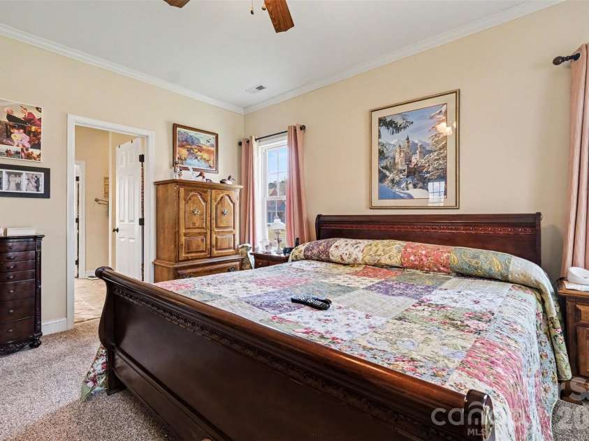 5123 Beckenham Lane, Concord, NC 28025.  MLS# CAR4355969, YatesRealty ID 11636. 