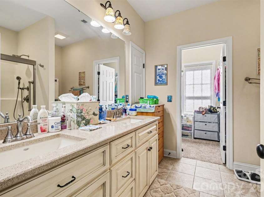 5123 Beckenham Lane, Concord, NC 28025.  MLS# CAR4355969, YatesRealty ID 11636. 