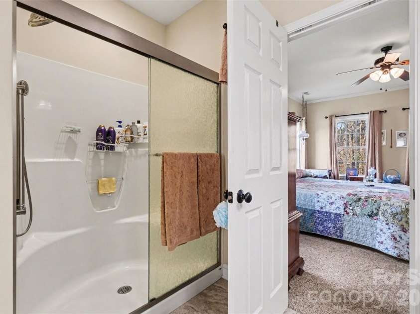5123 Beckenham Lane, Concord, NC 28025.  MLS# CAR4355969, YatesRealty ID 11636. 