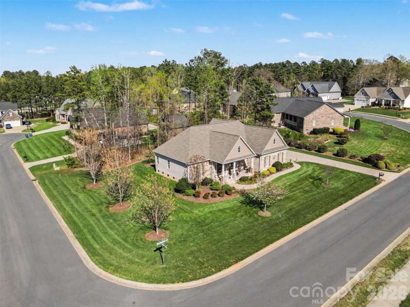 5123 Beckenham Lane, Concord, NC 28025.  MLS# CAR4355969, YatesRealty ID 11636. 