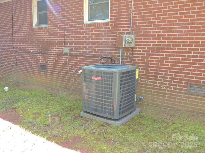 119 Jackson Street, Forest City, NC 28043.  MLS# CAR4255102, YatesRealty ID 11637. AC