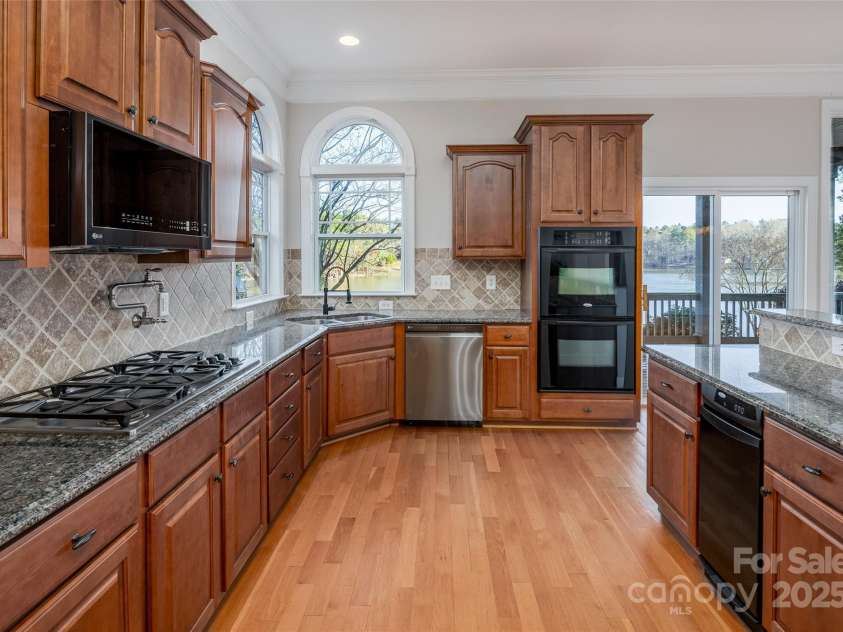 182 Hidden Circle, Ridgeway, SC 29130.  MLS# CAR4233337, YatesRealty ID 11638. 