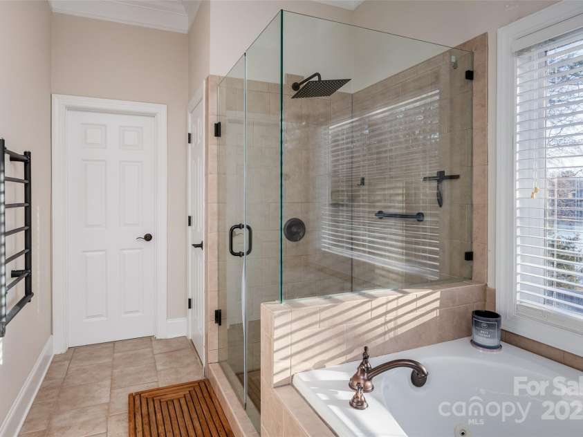 182 Hidden Circle, Ridgeway, SC 29130.  MLS# CAR4233337, YatesRealty ID 11638. 