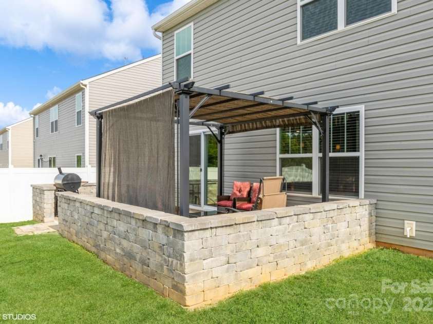 2772 Sherrills Stream Drive, Sherrills Ford, NC 28673.  MLS# CAR4252367, YatesRealty ID 11639. 