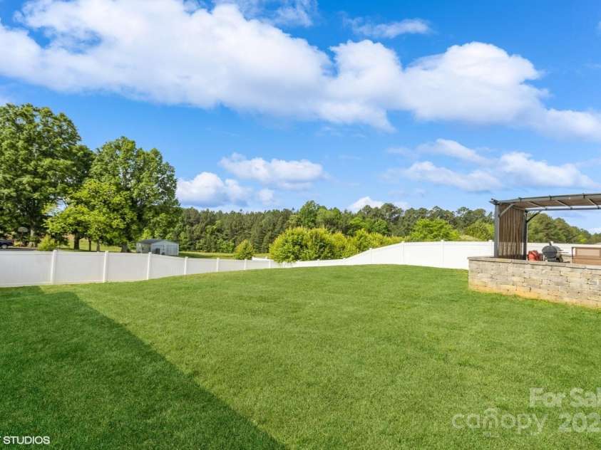 2772 Sherrills Stream Drive, Sherrills Ford, NC 28673.  MLS# CAR4252367, YatesRealty ID 11639. 