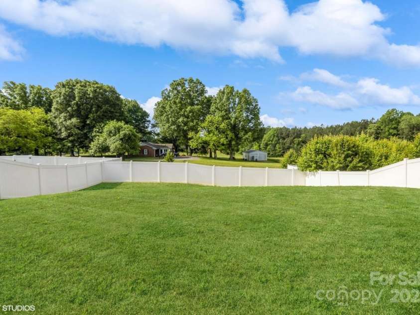 2772 Sherrills Stream Drive, Sherrills Ford, NC 28673.  MLS# CAR4252367, YatesRealty ID 11639. 