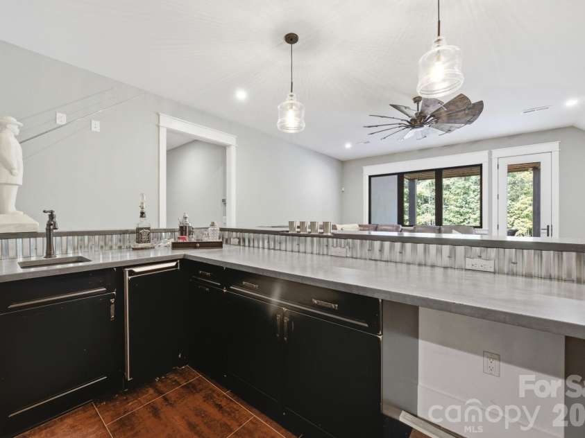 6207 Victory Pass Lane, Waxhaw, NC 28173.  MLS# CAR4398111, YatesRealty ID 11639. 