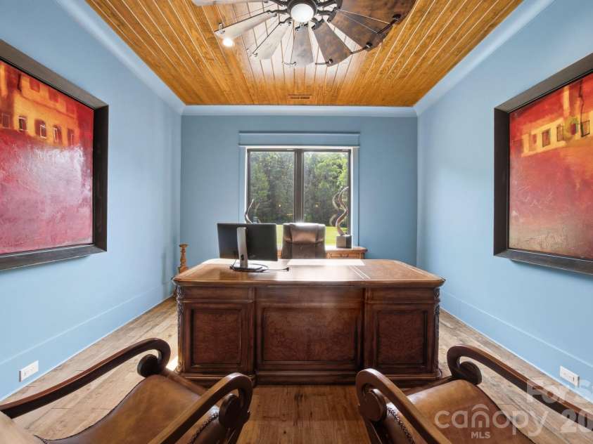 6207 Victory Pass Lane, Waxhaw, NC 28173.  MLS# CAR4398111, YatesRealty ID 11639. Office