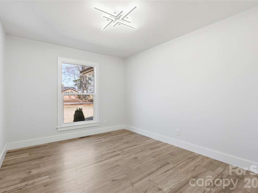 7834 Rainbow Drive, Charlotte, NC 28227.  MLS# CAR4346214, YatesRealty ID 11639. 