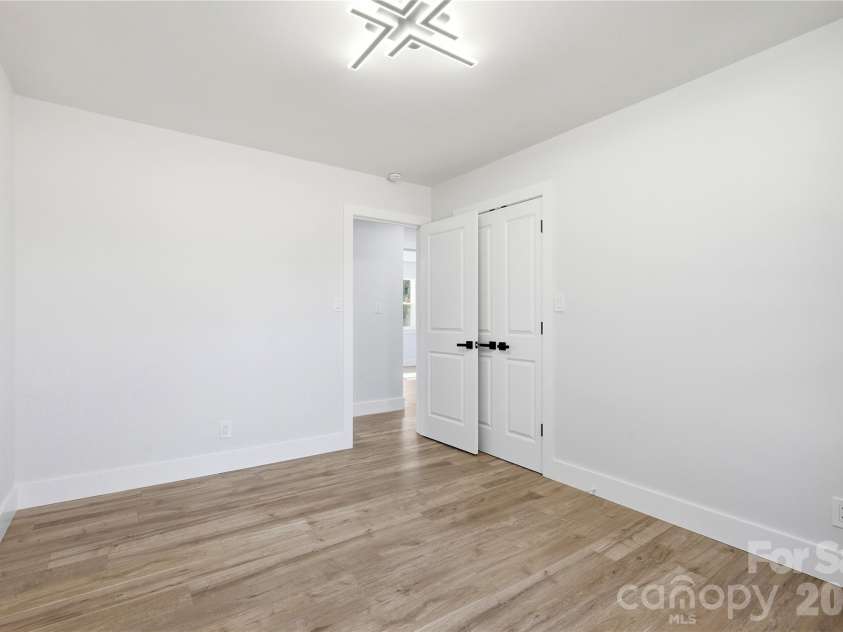 7834 Rainbow Drive, Charlotte, NC 28227.  MLS# CAR4346214, YatesRealty ID 11639. 