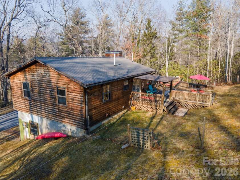 84 Forest Trail, Balsam Grove, NC 28708.  MLS# CAR4339834, YatesRealty ID 1164. 