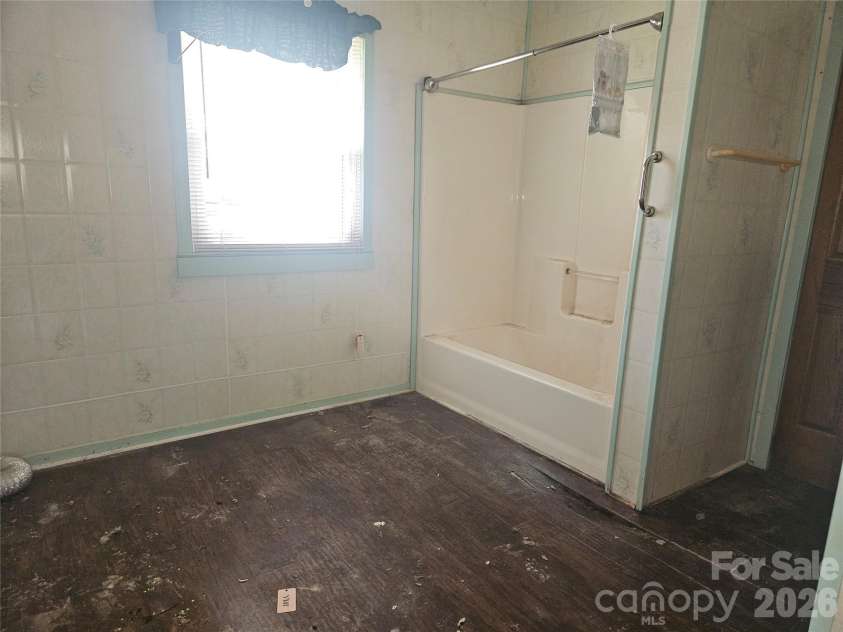 371 Beason Road, Mooresboro, NC 28114.  MLS# CAR4351382, YatesRealty ID 11640. 