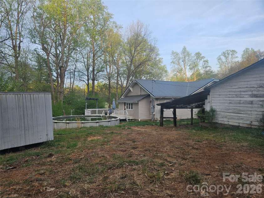 371 Beason Road, Mooresboro, NC 28114.  MLS# CAR4351382, YatesRealty ID 11640. 