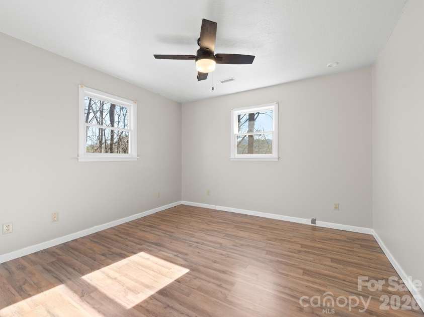 331 River Ridge Drive, Burnsville, NC 28714.  MLS# CAR4346818, YatesRealty ID 11641. 