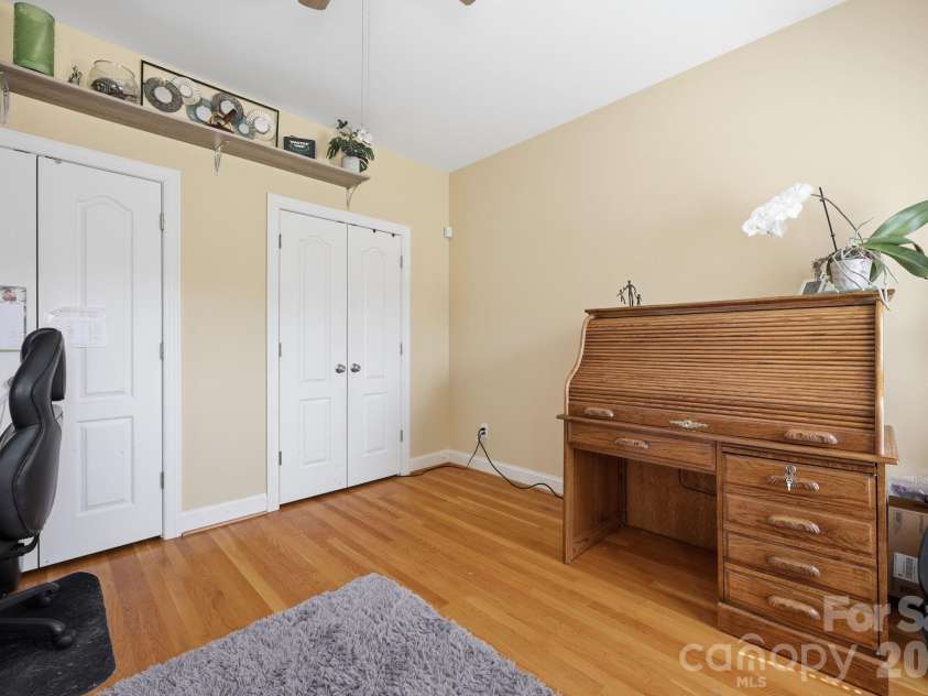 1951 46th Avenue Drive, Hickory, NC 28601.  MLS# CAR4365300, YatesRealty ID 11645. Office or Bedroom